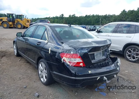 2008 Mercedes-Benz C 300 Luxury/Sport from USA, damaged, VIN WDDGF54X68F018051